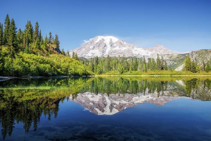 Framed Print : Mount Rainier reflecting in Bench Lake, Mount Rainier National Park, Washington, USA Framed Print : Mount Rainier reflecting in Bench Lake, Mount Rainier National Park, Washington, USA