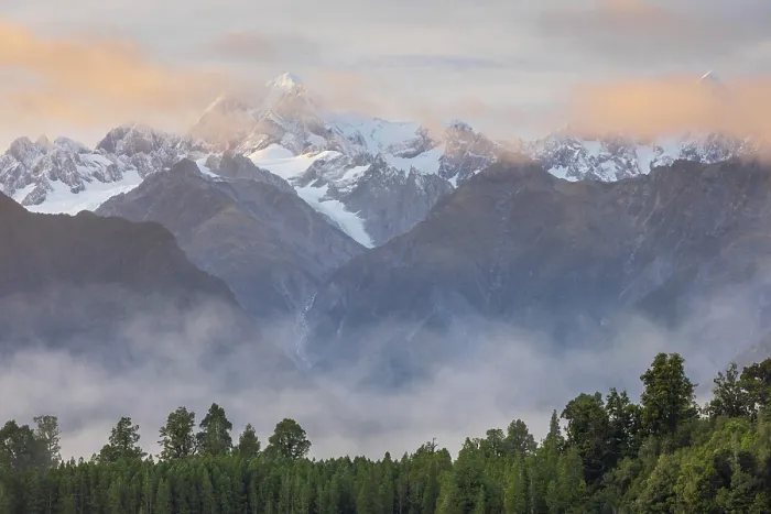 Framed Print : Mount Tasman at dawn on a misty morning, South Island, New Zealand. Autumn (May) 2025 Framed Print : Mount Tasman at dawn on a misty morning, South Island, New Zealand. Autumn (May) 2025