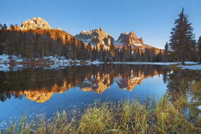 Framed Print : Mountain impression at Lago Antorno with Cadini di Misurina - Italy, Veneto, Belluno Framed Print : Mountain impression at Lago Antorno with Cadini di Misurina - Italy, Veneto, Belluno