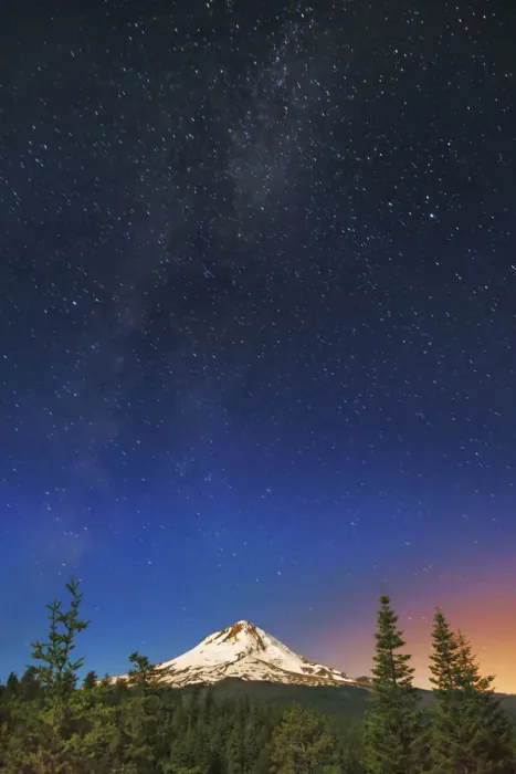 Framed Print : Mountain impression Mount Hood and milky way - USA, Oregon, Hood River, Mount Hood Framed Print : Mountain impression Mount Hood and milky way - USA, Oregon, Hood River, Mount Hood