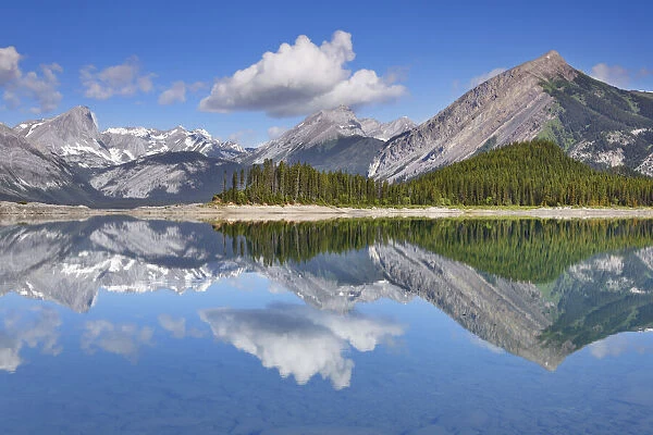 Mountain impression at Upper Kananaskis Lake - Canada, Alberta, Kananaskis Country