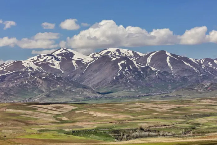 Framed Print : Mountain landscape, West Azerbaijan, Iran Framed Print : Mountain landscape, West Azerbaijan, Iran