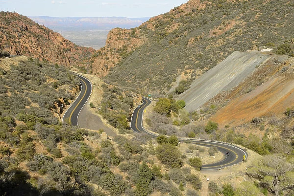 Mountain Pass outside of Jerome, Arizona, USA