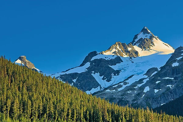 Mountain peak seen from Lower Joffre Lake Joffre Lakes Provincial Park, British Columbia, Canada