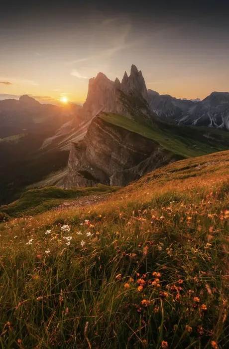 Framed Print : The mountain range of the Odle as seen from the Seceda. Val Gardena, Dolomites, Italy Framed Print : The mountain range of the Odle as seen from the Seceda. Val Gardena, Dolomites, Italy