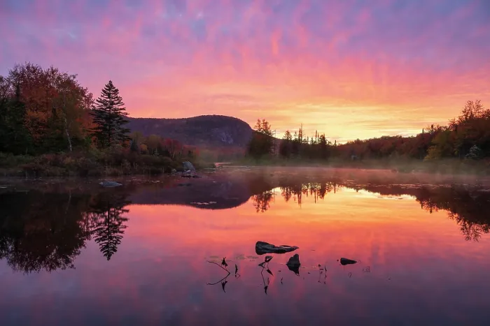 Framed Print : Mountain reflection on Turtlehead Pond at sunrise in autumn, Marshsfield, Vermont, USA Framed Print : Mountain reflection on Turtlehead Pond at sunrise in autumn, Marshsfield, Vermont, USA