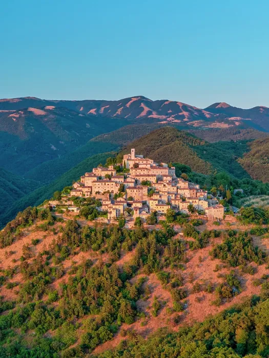 Framed Print : Mountain Village of Labro, Lazio, Italy, Europe Framed Print : Mountain Village of Labro, Lazio, Italy, Europe
