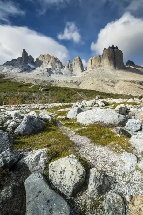 Framed Print : Mountains viewed from Valle Frances, Torres del Paine National Park, Magallanes Region Framed Print : Mountains viewed from Valle Frances, Torres del Paine National Park, Magallanes Region