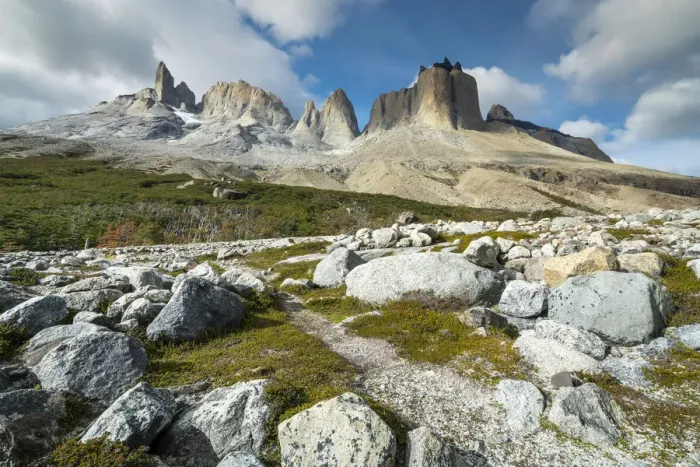Framed Print : Mountains viewed from Valle Frances, Torres del Paine National Park, Magallanes Region Framed Print : Mountains viewed from Valle Frances, Torres del Paine National Park, Magallanes Region