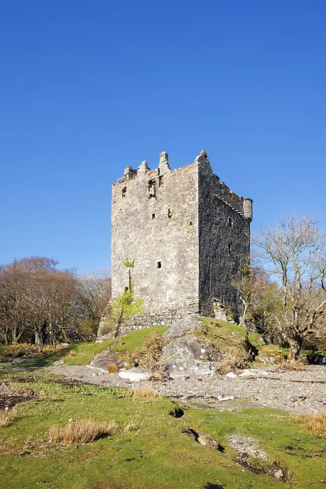 Framed Print : Moy Castle, Lochbuie, Isle of Mull, Scotland, UK Framed Print : Moy Castle, Lochbuie, Isle of Mull, Scotland, UK