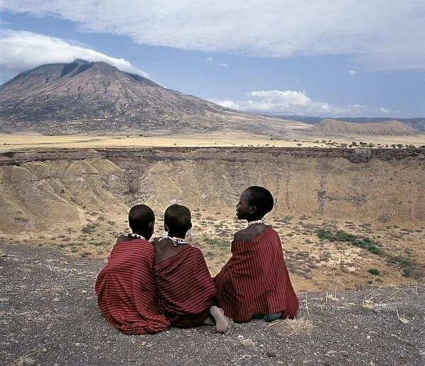 Three Msai girls at Shimu la Mungu