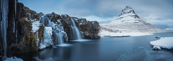Mt. Kirkjufell & Waterfalls, Grundarfjordur, Snaefellsnes Peninsula, Iceland
