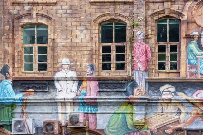 Framed Print : Mural on building along River of Life, Kuala Lumpur, Selangor, Malaysia