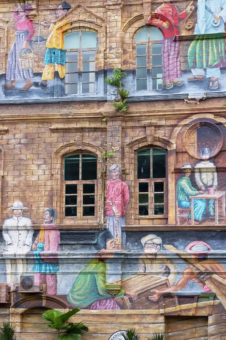 Framed Print : Mural on building along River of Life, Kuala Lumpur, Selangor, Malaysia Framed Print : Mural on building along River of Life, Kuala Lumpur, Selangor, Malaysia