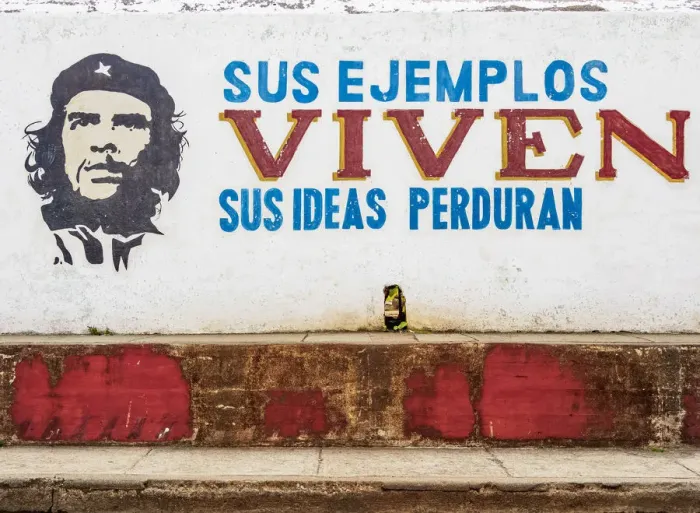 Framed Print : Mural Painting with Che Guevara, Antonio Maceo Street, Baracoa, Guantanamo Province, Cuba Framed Print : Mural Painting with Che Guevara, Antonio Maceo Street, Baracoa, Guantanamo Province, Cuba