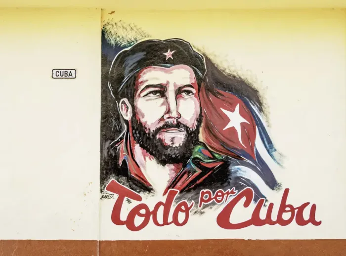 Framed Print : Mural painting with Che Guevara, Santiago de Cuba, Santiago de Cuba Province, Cuba Framed Print : Mural painting with Che Guevara, Santiago de Cuba, Santiago de Cuba Province, Cuba