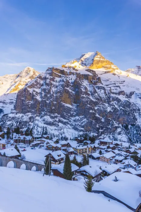Framed Print : Mürren, Berner Oberland, canton of Bern, Switzerland Framed Print : Mürren, Berner Oberland, canton of Bern, Switzerland