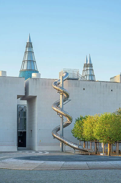 Museumsmeile, Bundeskunsthalle, museum of technology and art, rooftop towers, Bonn, North Rhine-Westphalia, Germany