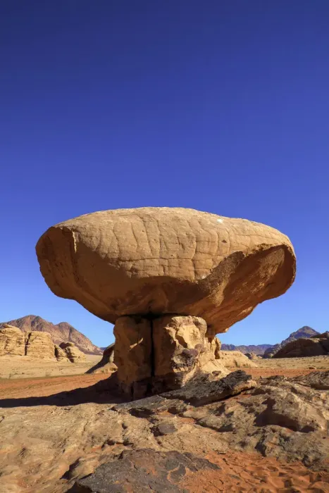 Framed Print : Mushroom Shaped Rock, Wadi Rum, Jordan, Middle East Framed Print : Mushroom Shaped Rock, Wadi Rum, Jordan, Middle East