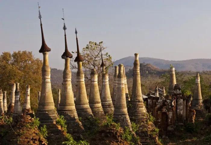 Framed Print : Myanmar, Burma, Inle Lake. Ancient Buddhist shrines, stupas and pagodas at Shwe Inn Thein Paya