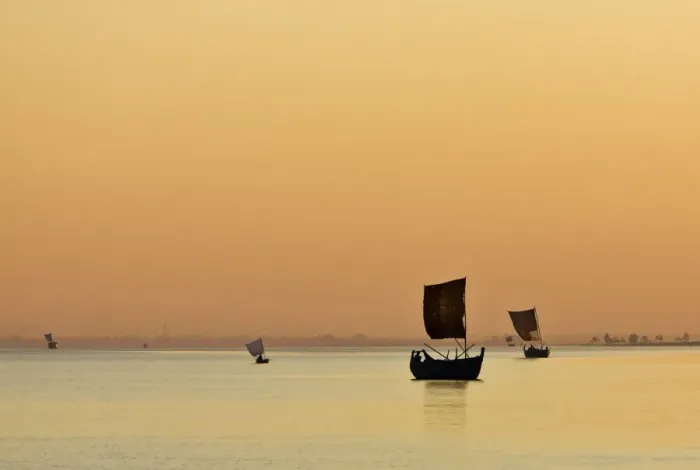 Framed Print : Myanmar, Burma, Rakhine State, Kaladan River Framed Print : Myanmar, Burma, Rakhine State, Kaladan River