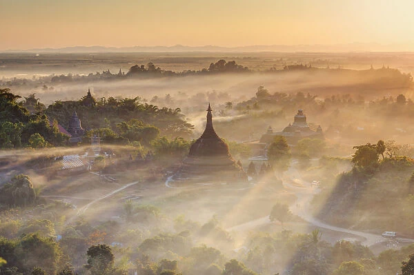 Myanmar (Burma), Rakhine State, Mrauk U Archaeological Sitesunr