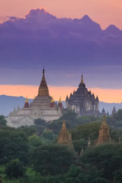 Framed Print : Myanmar (Burma), Temples of Bagan (Unesco world Heritage Site), Ananda temple Framed Print : Myanmar (Burma), Temples of Bagan (Unesco world Heritage Site), Ananda temple