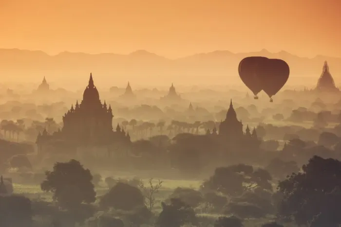 Framed Print : Myanmar (Burma), Temples of Bagan (Unesco world Heritage Site)