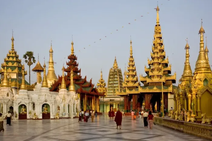 Framed Print : Myanmar, Burma, Yangon Framed Print : Myanmar, Burma, Yangon