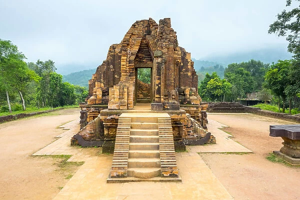 MỹSơn ruins Cham temple site, Duy Xuyen District