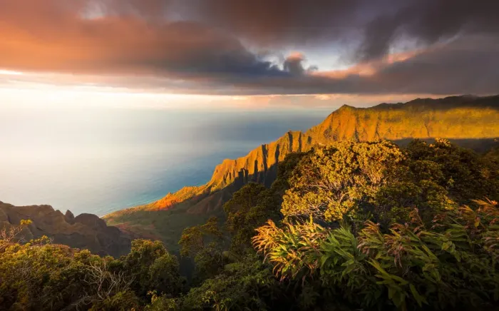 Framed Print : Na Pali coast State Wilderness park, Kauai island, HAwaii, USA Framed Print : Na Pali coast State Wilderness park, Kauai island, HAwaii, USA