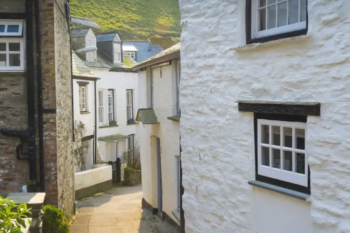 Framed Print : Narrow streets of Port Isaac, Cornwall, England, UK Framed Print : Narrow streets of Port Isaac, Cornwall, England, UK