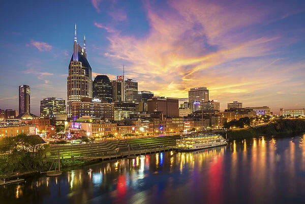 Nashville Skyline at Sunset, Nashville, Tennessee, USA