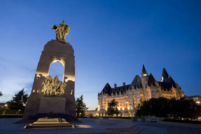 Framed Print : National War Memorial, Ottawa, Ontario, Canada Framed Print : National War Memorial, Ottawa, Ontario, Canada