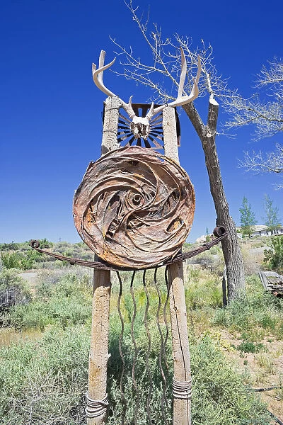 Native Americans totem on Route 163, Utah, USA