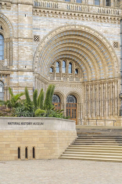 The Natural History Museum, South Kensington, London, England, UK