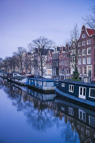 Netherlands, Amsterdam, Prinsengracht canal buildings, dawn