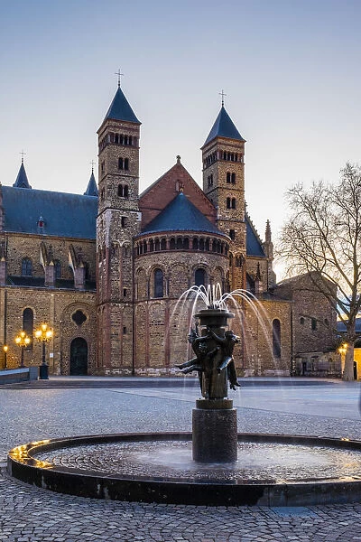 Netherlands, Limburg, Mstricht. Sint Servsbasiliek (Basilica of Saint Servatius)
