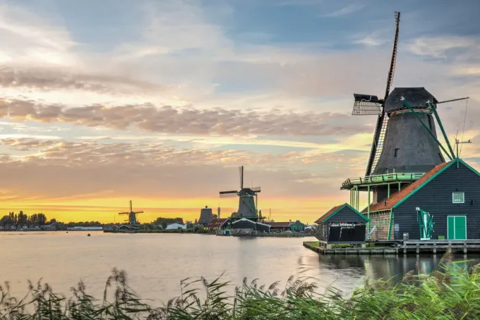 Framed Print : Netherlands, North Holland, Zaandam, Zaanse Schans, The Cat (De Kat) Dyemill
