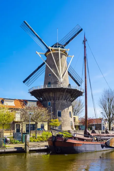 Framed Print : Netherlands, South Holland, Gouda. De Roode Leeuw (The Red Lion) Flourmill, among Framed Print : Netherlands, South Holland, Gouda. De Roode Leeuw (The Red Lion) Flourmill, among