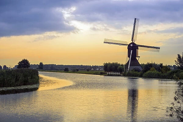 Netherlands, South Holland, Kinderdijk (UNESCO World Heritage Site)