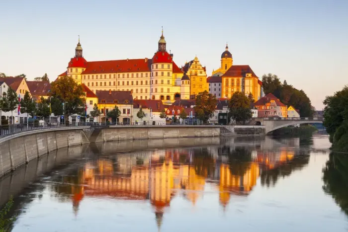 Framed Print : Neuburg Castle reflected in the River Danube at sunrise, Neuburg, Neuburg-Schrobenhausen Framed Print : Neuburg Castle reflected in the River Danube at sunrise, Neuburg, Neuburg-Schrobenhausen