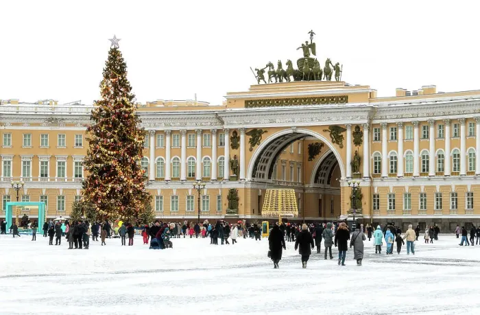 Framed Print : New Year celebrations in the Palace Square (Dvortsovaya Ploshchad), Saint Petersburg, Russia Framed Print : New Year celebrations in the Palace Square (Dvortsovaya Ploshchad), Saint Petersburg, Russia