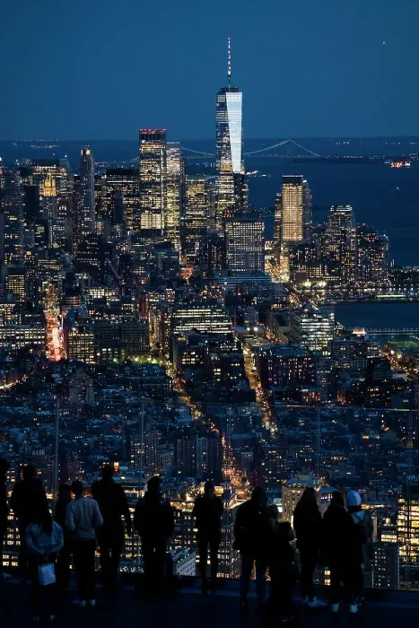 Framed Print : New York Skyline at night and tourists as seen from The Edge, Hudson Yards, Manhattan, New York City, USA Framed Print : New York Skyline at night and tourists as seen from The Edge, Hudson Yards, Manhattan, New York City, USA
