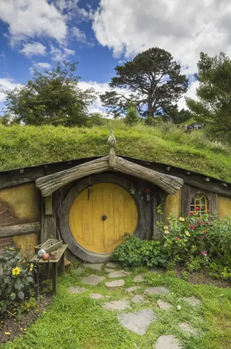 Framed Print : New Zealand, North Island, Matamata, Hobbiton Movie Set, Hobbit house Framed Print : New Zealand, North Island, Matamata, Hobbiton Movie Set, Hobbit house