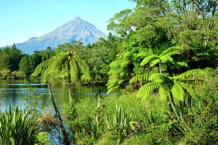 Framed Print : New Zealand, North Island, New Plymouth, Lake Mangamahoe, Mount Egmont, Taranaki