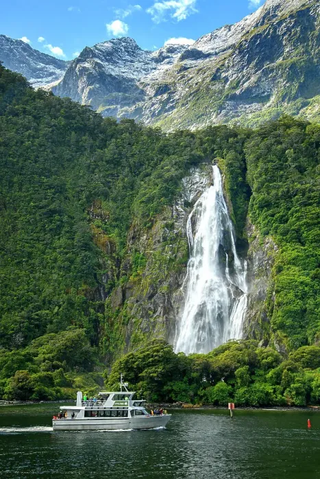 Framed Print : New Zealand; South Island, Fiordland National Park, Milford Sound, UNESCO World Heritage, Bowen Falls Framed Print : New Zealand; South Island, Fiordland National Park, Milford Sound, UNESCO World Heritage, Bowen Falls