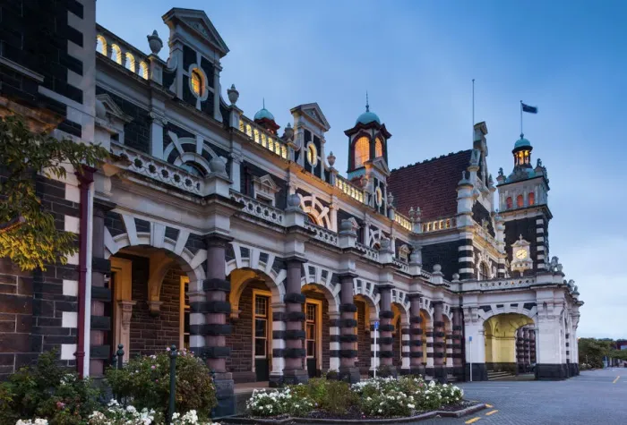 Framed Print : New Zealand, South Island, Otago, Dunedin, Dunedin Railway Station, built 1906, exterior