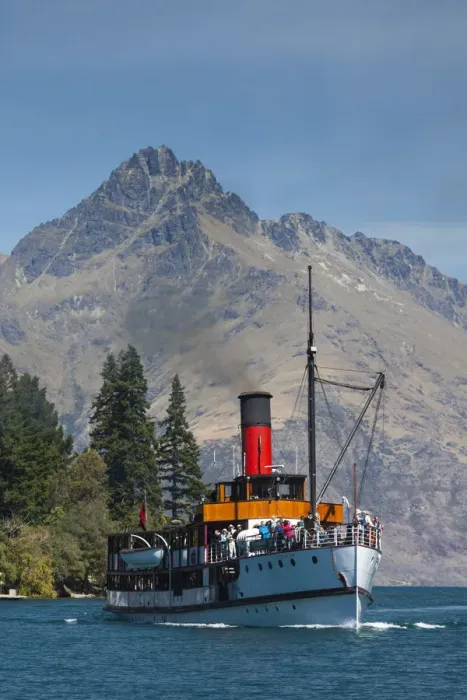 Framed Print : New Zealand, South Island, Otago, Queenstown, harbor view with steamer TSS Earnslaw