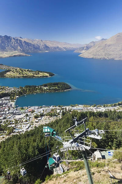 New Zealand, South Island, Otago, Queenstown, elevated town view from the Skyline